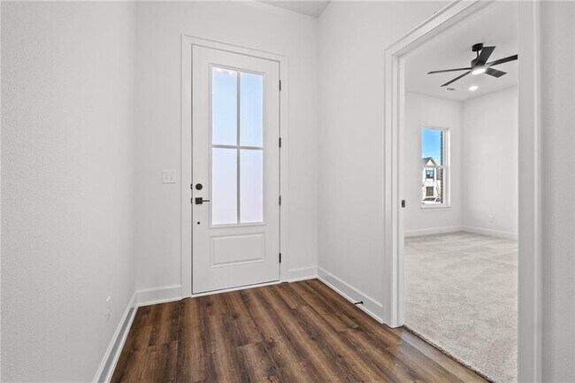 Building Photo - 1821 Lotus Rd