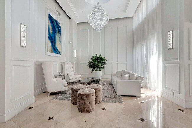 Building Photo - 4740 S Ocean Blvd