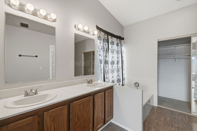 Building Photo - 5133 W Citrine Pl