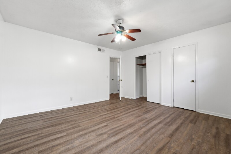 Building Photo - 1071-1073 Laurel Ln NW