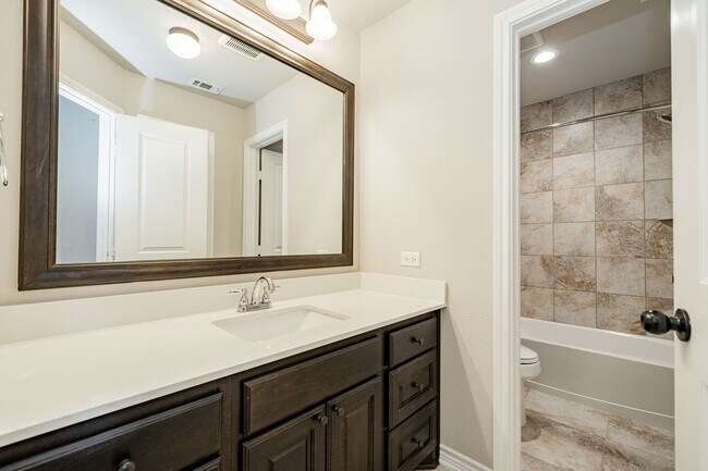 Building Photo - Your Royse City Retreat Awaits!