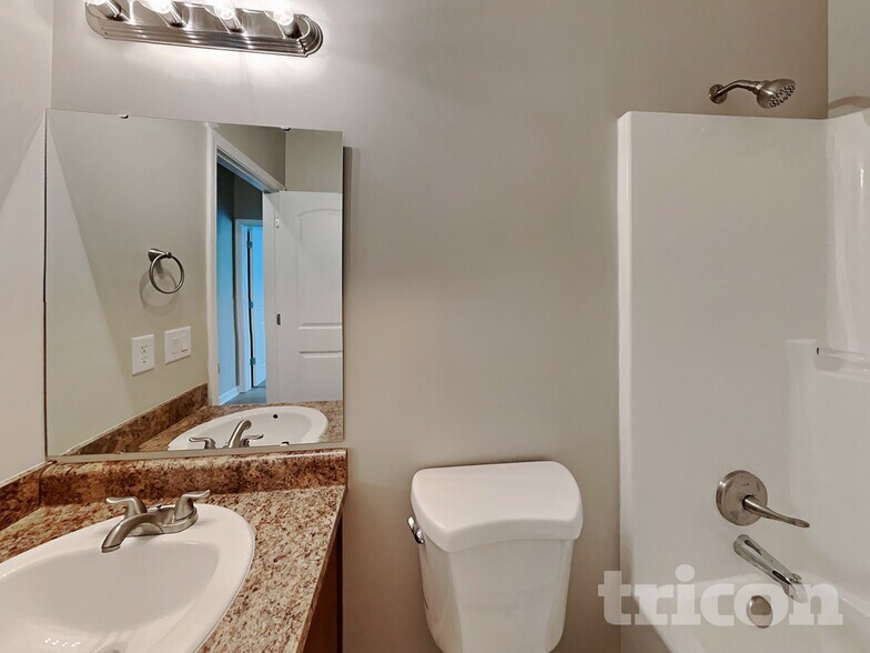 Building Photo - 10726 Crane Dr