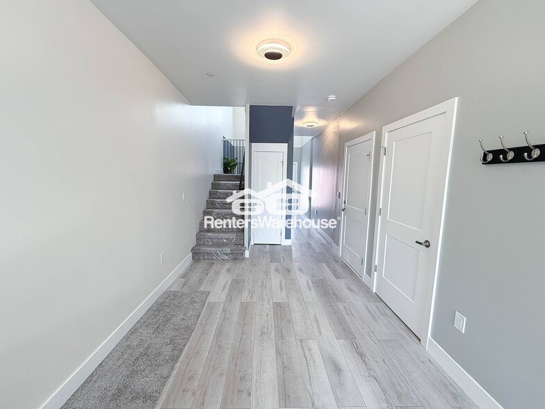Building Photo - 3578 W 66th Ave
