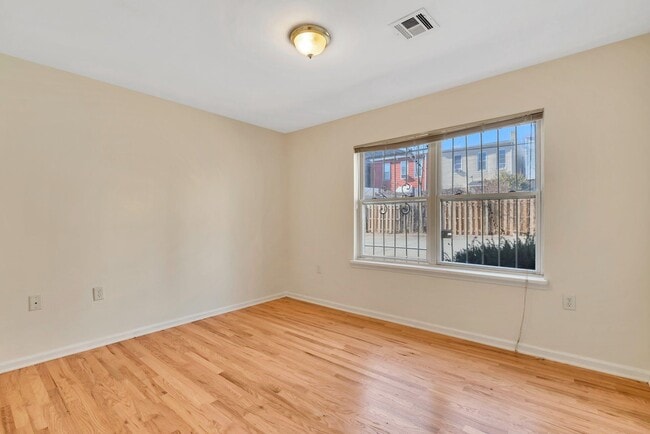 Building Photo - 527 M.L.K. Drive