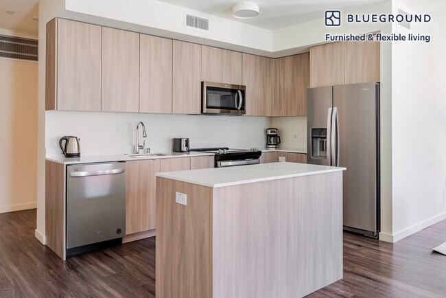 Building Photo - 1501 Buena Vista Ave
