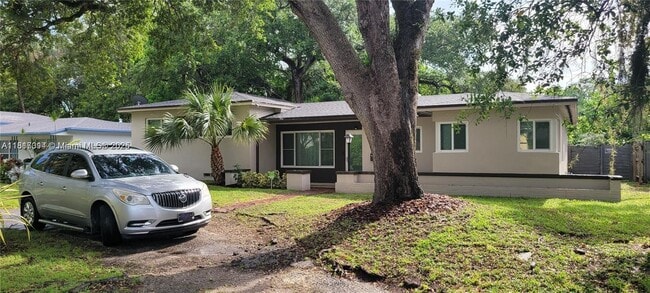 Primary Photo - 15110 NE 9th Ct