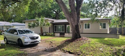 Building Photo - 15110 NE 9th Ct