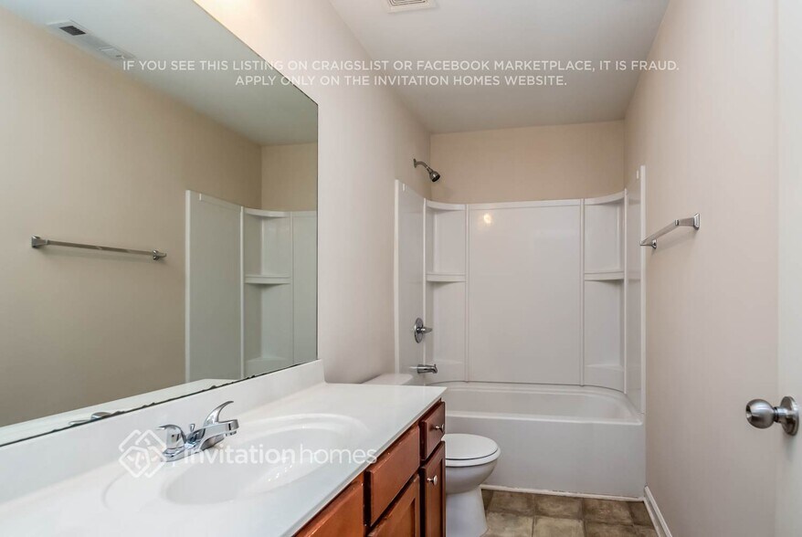 Building Photo - 4850 Medlock Trail Ct SW