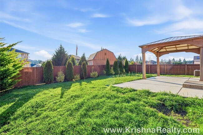 Building Photo - Lovely 5 BD | 3 BA | Loft | Main-Level Suite | 2,376 SF | Corner Lot | Riverside Estates