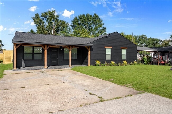 Building Photo - 5219 Cosby St