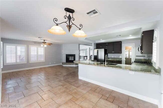 Building Photo - 8232 Bermuda Beach Dr