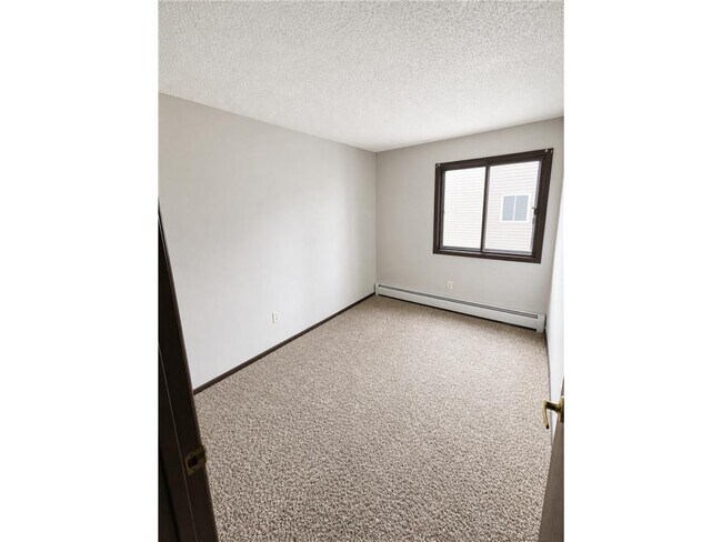 Building Photo - 761 S 9th St