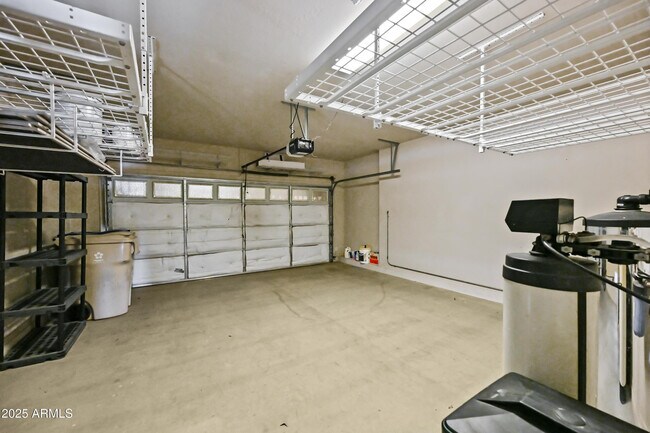 Building Photo - 26182 W Tonto Ln