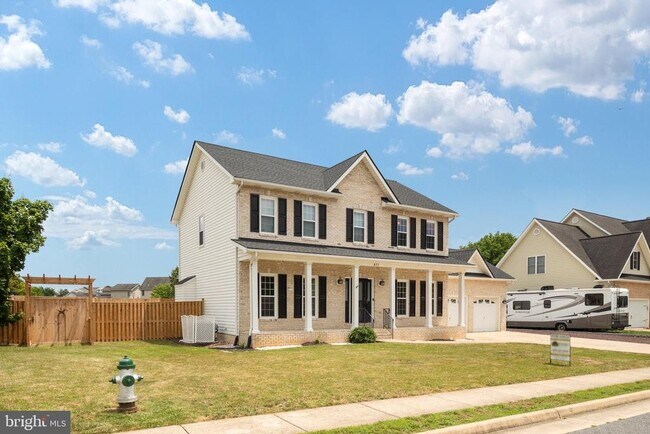 Building Photo - 677 Dellinger Dr