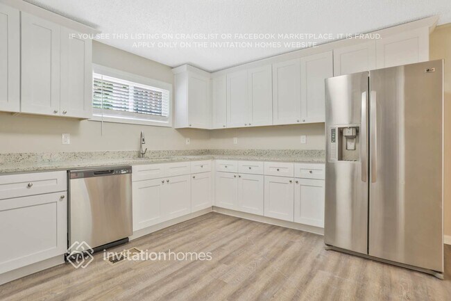 Building Photo - 5789 Chisholm Trail SW