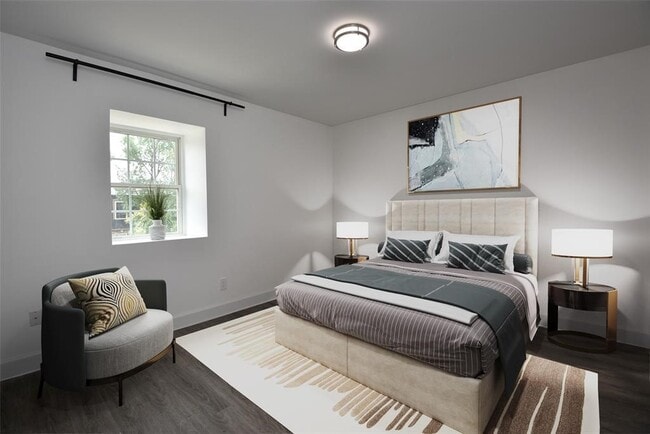 Building Photo - 357 N Post Oak Ln