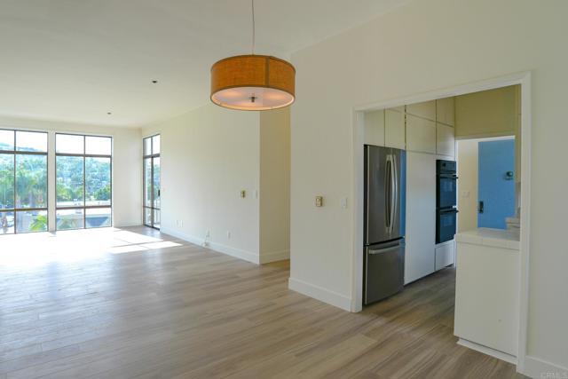 Building Photo - 2130 Vallecitos