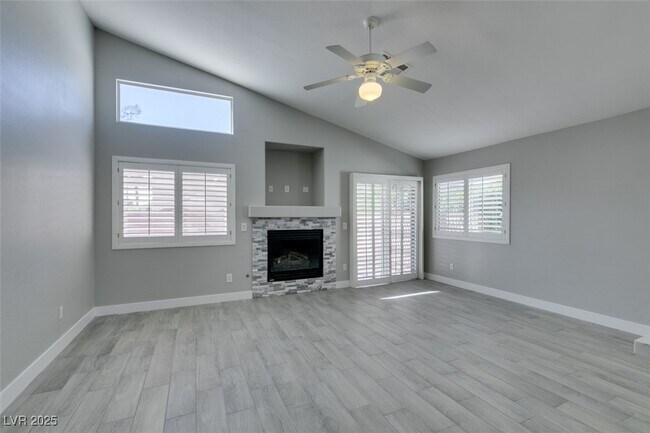 Building Photo - 2744 Summerchase Ln
