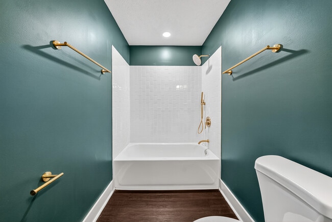 Building Photo - 2807 Beacon Ave