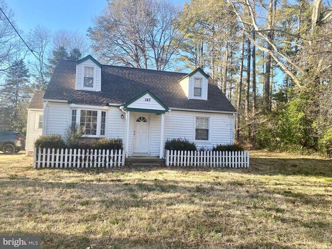 Building Photo - 143 Barrett Heights Rd