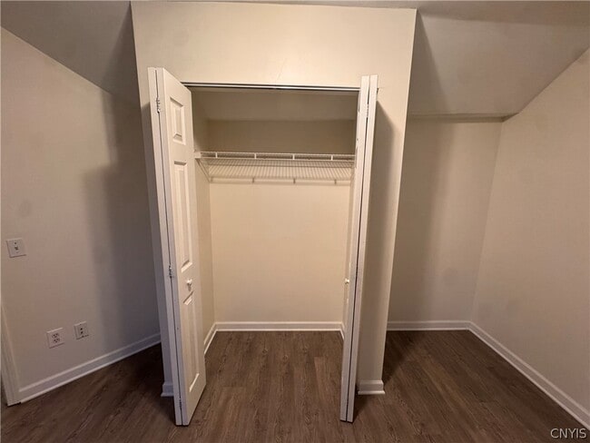 Building Photo - 5553 W Main St