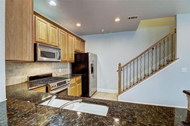 Building Photo - 3406 Menchaca Rd