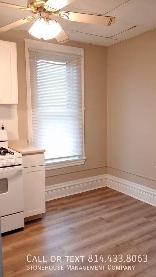 Building Photo - 422 West 10-3