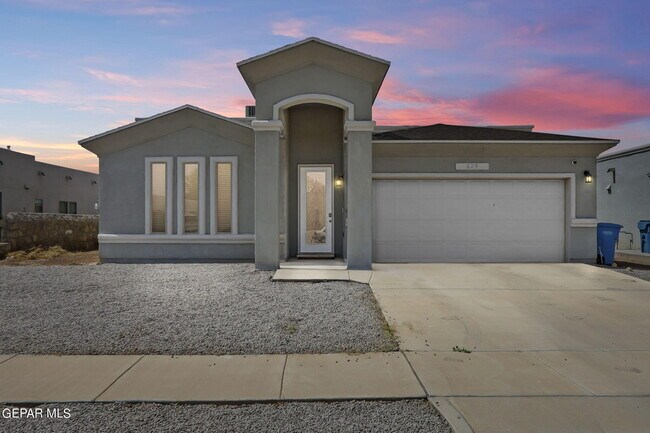 Building Photo - 629 Guy Meyers