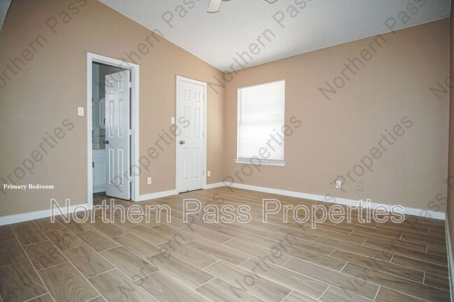 Building Photo - 284 Sandy Hills Ln