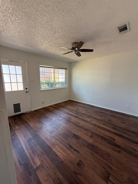 Building Photo - 3405 Willowrun Cove