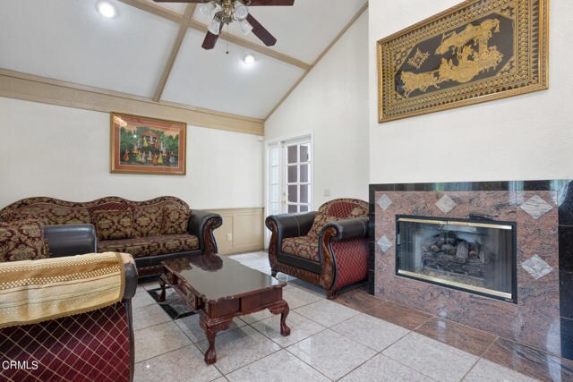 Building Photo - 5116 Dahlia Dr