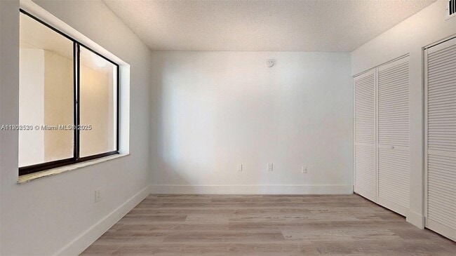 Building Photo - 8420 SW 133rd Avenue Rd