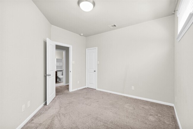 Building Photo - 16207 Northern Cardinal Ln
