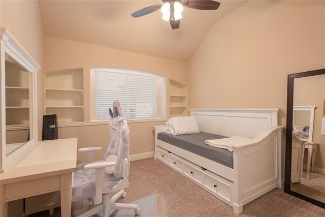 Building Photo - 713 Glendale Dr