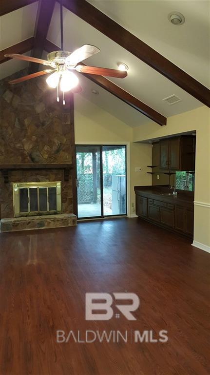 Building Photo - 112 Wildwood Dr