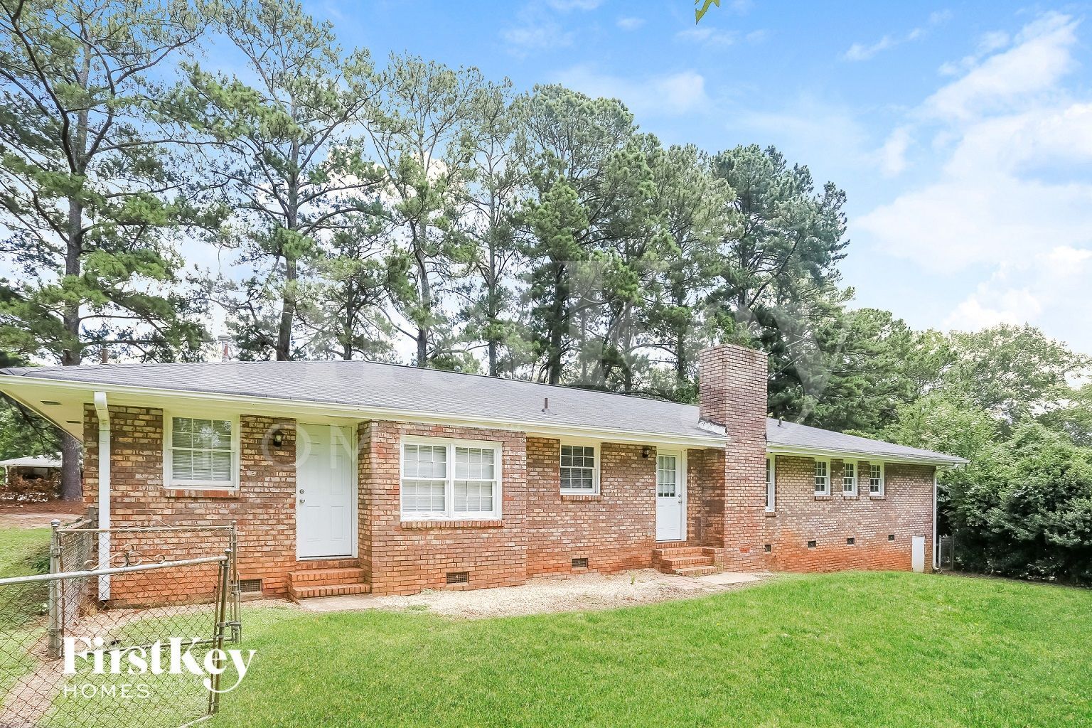 Building Photo - 1348 Yates Ave