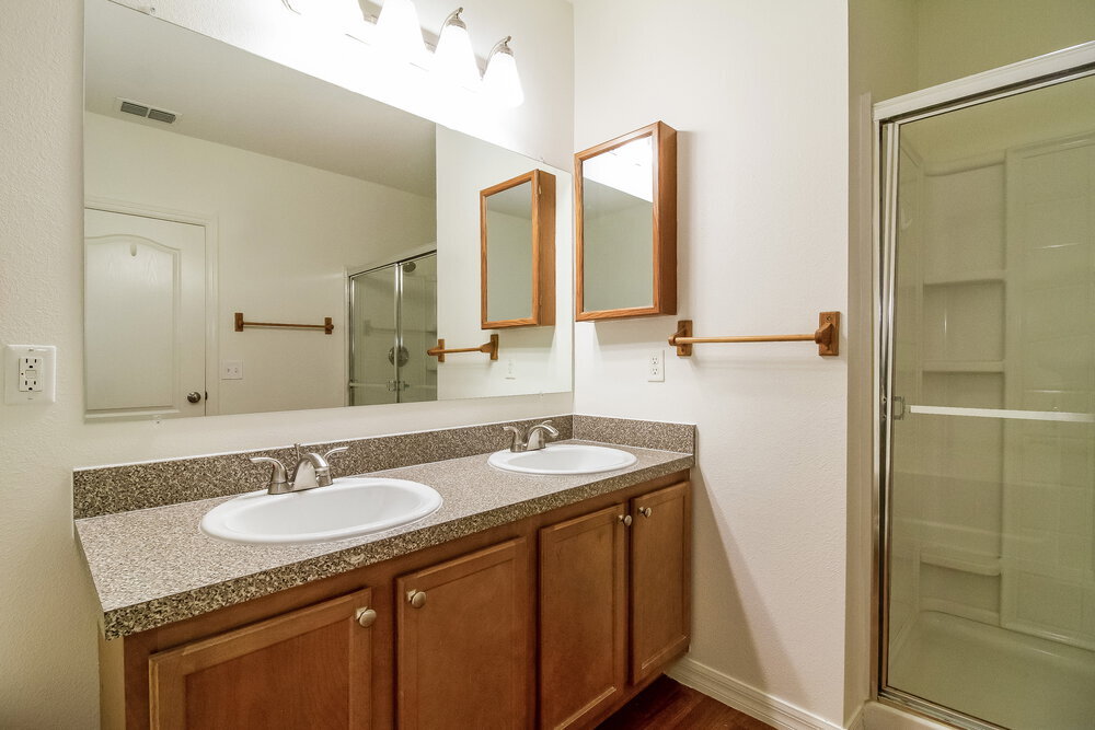 Building Photo - 3046 Dasha Palm Dr