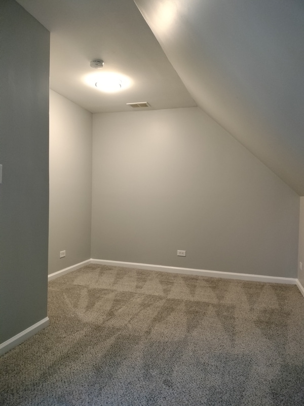 Building Photo - 8320 S Muskegon Ave