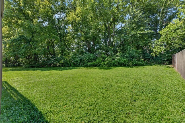 Building Photo - 3702 Wind Mill Ct