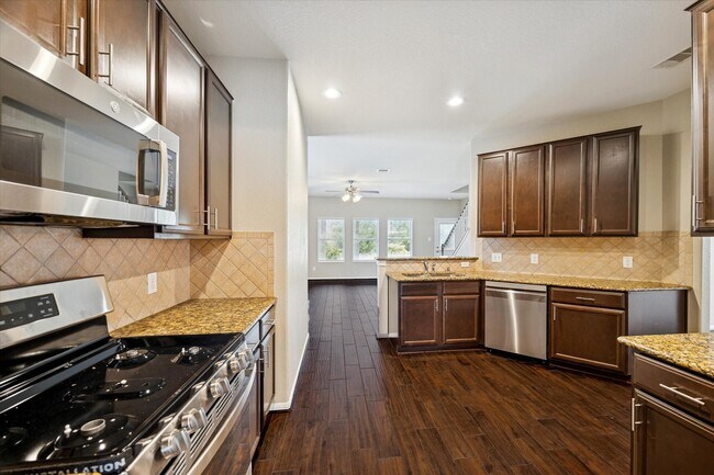 Building Photo - 15326 Knotty Chestnut St