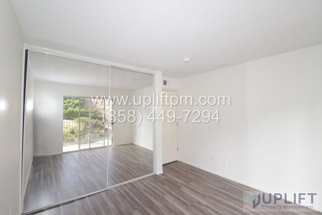 Building Photo - MOVE IN SPECIAL $500 off 2 bed 1 bath cond...