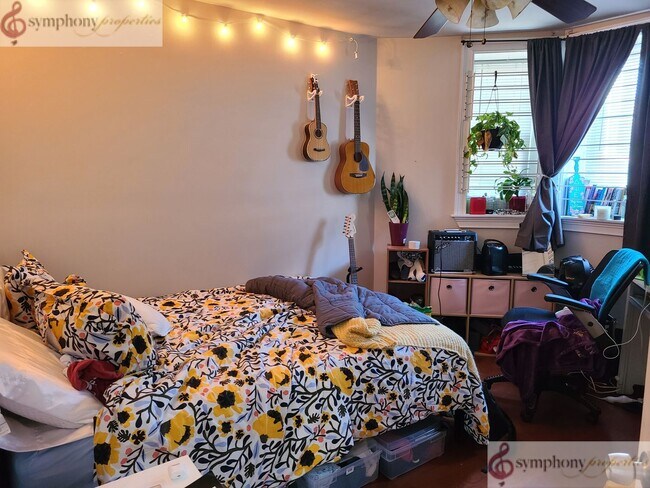 Building Photo - Modern Student Apartment