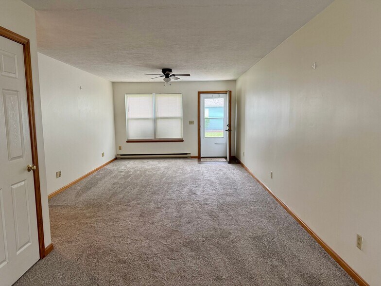 Building Photo - 4290 OH-601