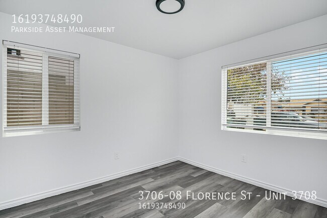 Building Photo - 3706-08 Florence St-Unit 3708