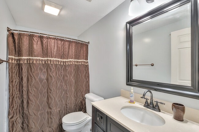 Building Photo - 20401 Matterhorn Dr