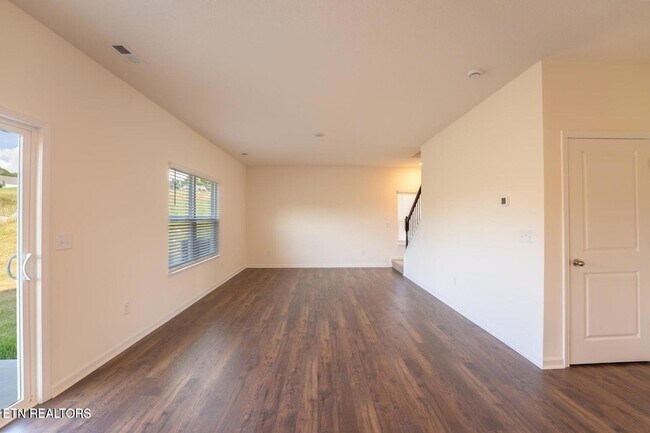 Building Photo - 322 Heritage Crossing Dr