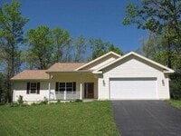 Building Photo - 133 Cedar Dr