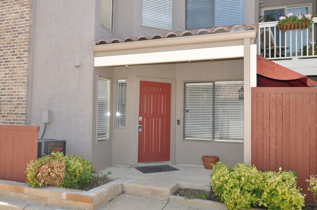Primary Photo - Lovely 3-3-1 condo in Dallas, Plano ISD!