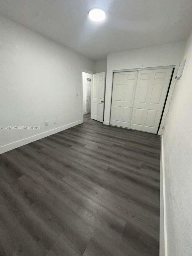 Building Photo - 2617 NW 23rd Ave