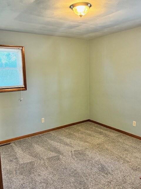 Building Photo - 2731 Caughey Rd